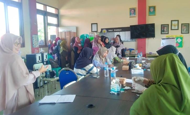 Foto berita: SD Muda Tusida Gelar Pemeriksaan Kesehatan Berkala bagi Guru dan Karyawan