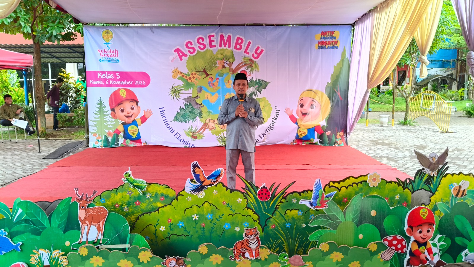 Foto berita: Asembly Kelas 5 SD Muda Tusida Angkat Tema Ekosistem, Wujudkan Kepedulian Sejak Dini