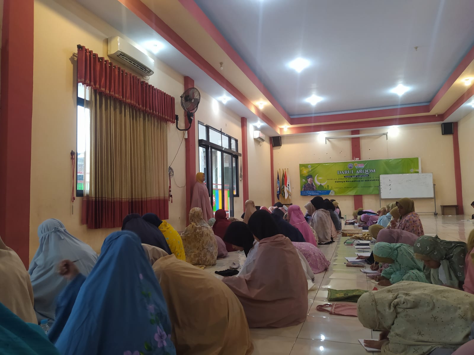 Foto berita: Kegiatan pertama keputrian di sekolah setelah lebaran Idul Fitri
